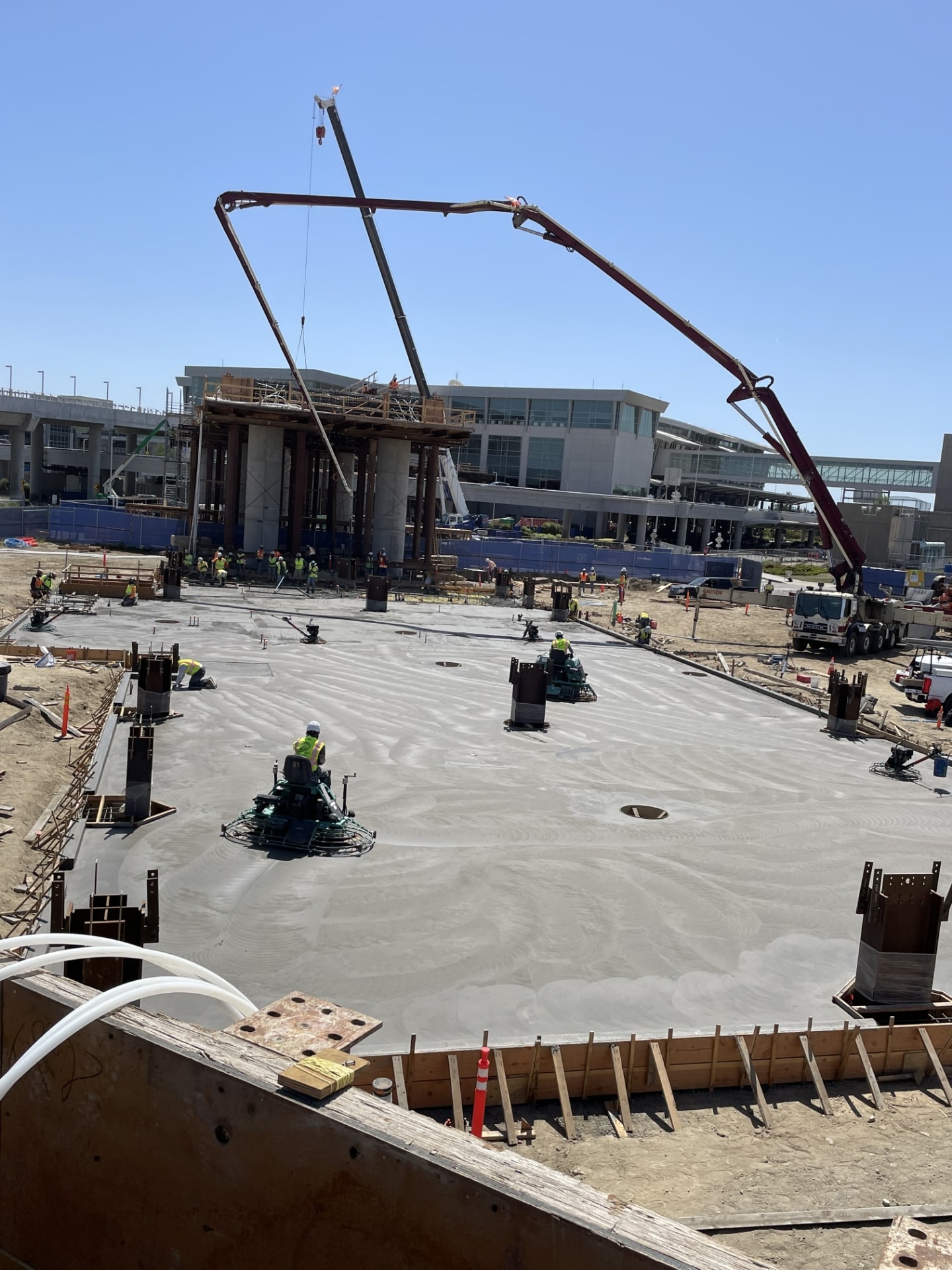 Fullscreen Gallery Image